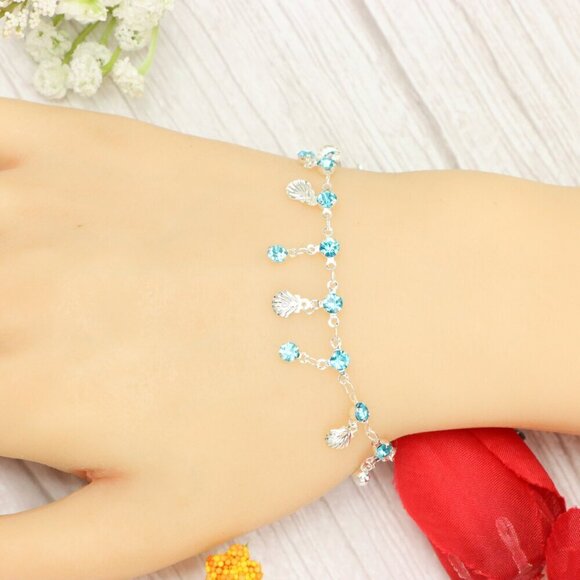 "Trendy Handmade Bracelet – A Thoughtful Gift for Girls & Women | UNVRC1299 - Picture 9 of 10